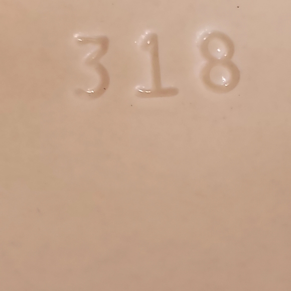 Pfaltzgraff Cover Caserole Copyright USA. - Picture 8 of 8